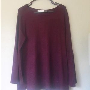 NWT CK Bell Sleeve Top